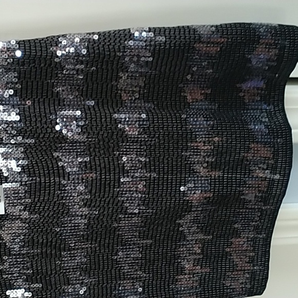 Chico's Sequins Contemporary Tank Black/Silver Chico's 2 - Picture 3 of 8